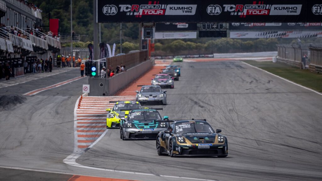 Pelotão da Porsche Sprint Challenge Ibérica em Jerez