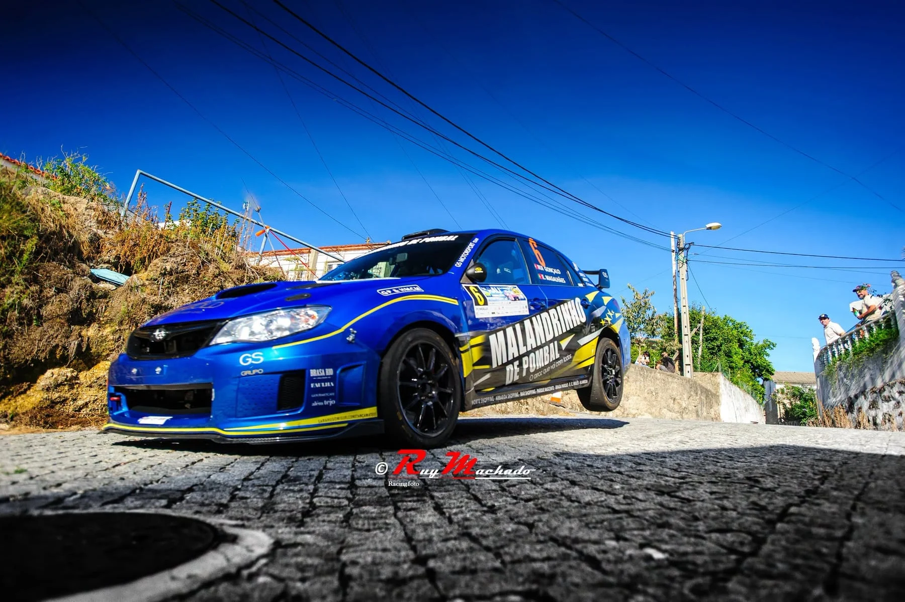Subaru Impreza de Rui Gonçalo e António Magalhães no Rali de Famalicão