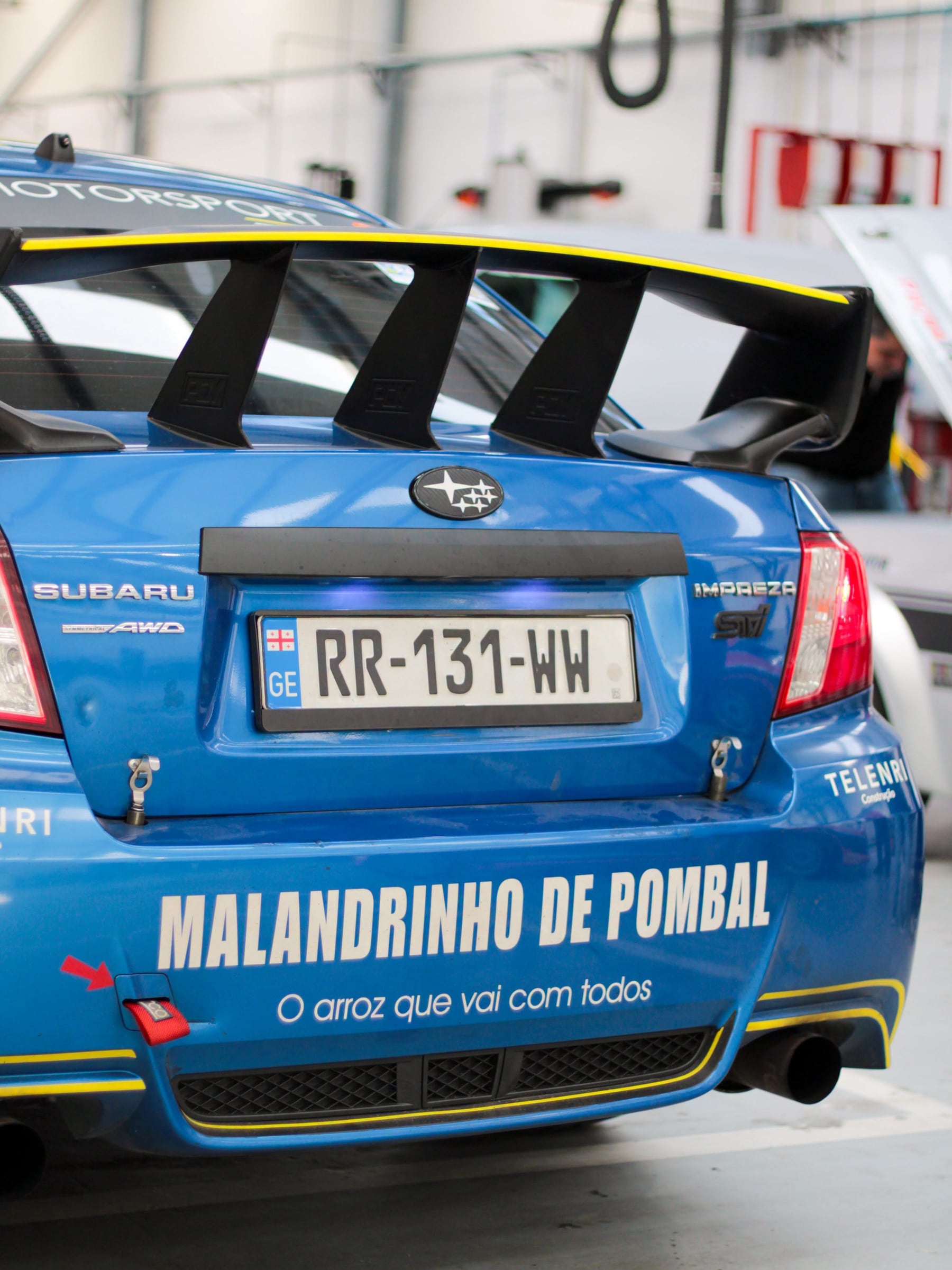 Subaru Impreza da dupla Rui Gonçalo e António Magalhães na assistência