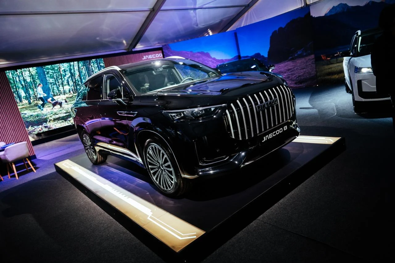 OMODA | JAECOO apresenta o novo JAECOO 8 SHS-P no Salão do Automóvel Híbrido e Elétrico